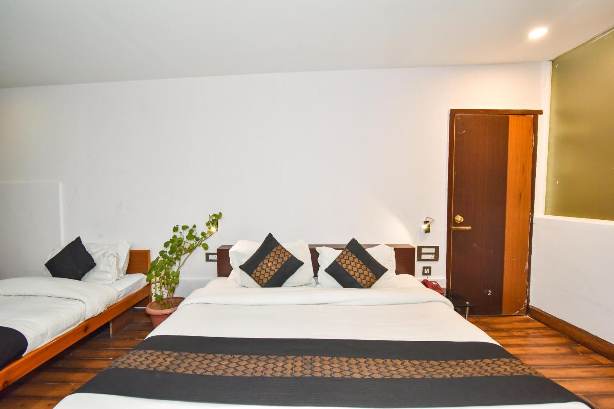 M Hotel And Restaurant McLeod Ganj Luaran gambar